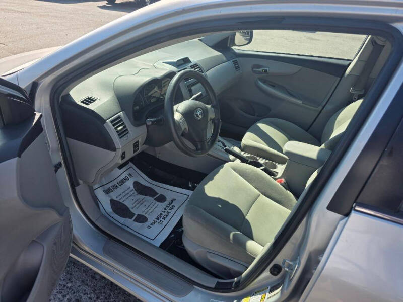 2013 Toyota Corolla LE