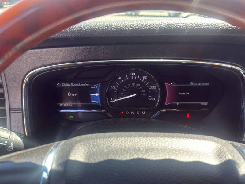2016 Lincoln Navigator Select