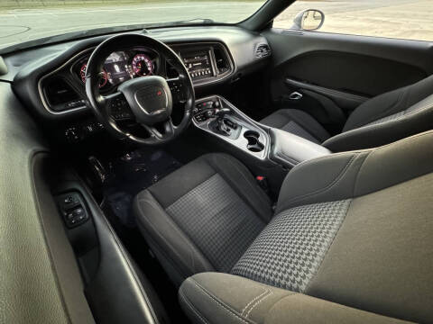 2020 Dodge Challenger SXT