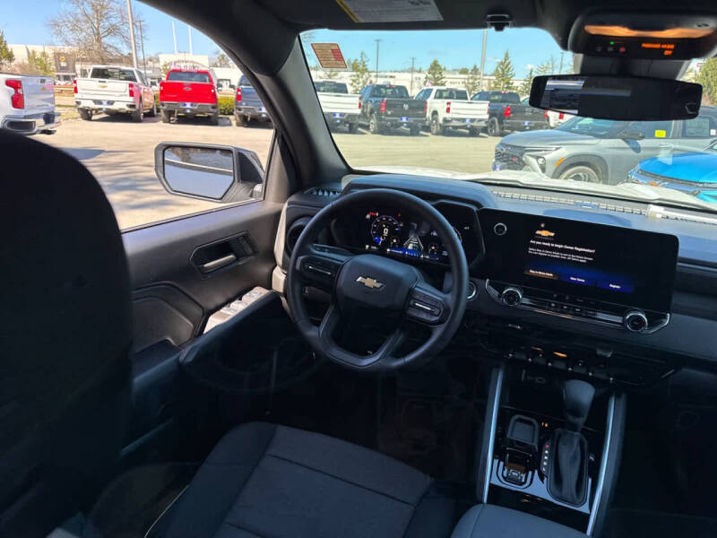 2024 Chevrolet Colorado Work Truck