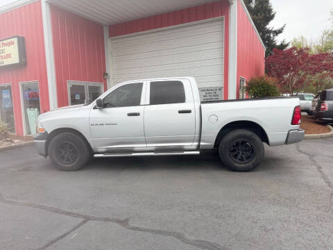 2012 RAM 1500 ST