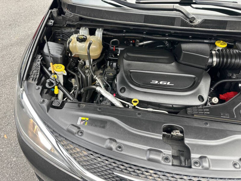 2017 Chrysler Pacifica Touring Plus