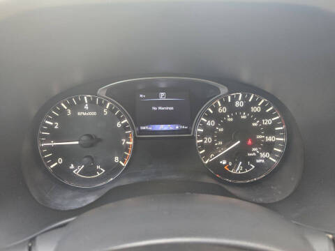 2017 Nissan Pathfinder Platinum