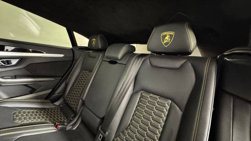 2019 Lamborghini Urus