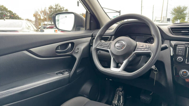 2022 Nissan Rogue Sport S