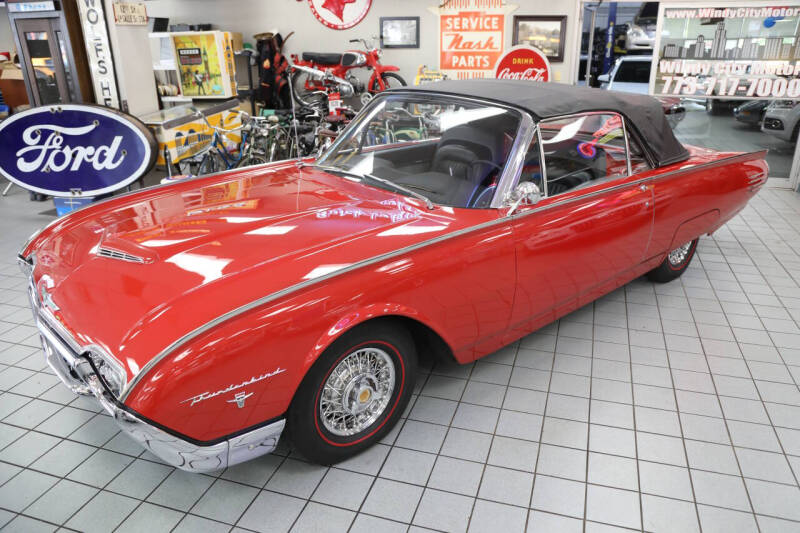 1961 Ford Thunderbird