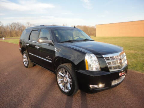 2013 Cadillac Escalade Platinum Edition