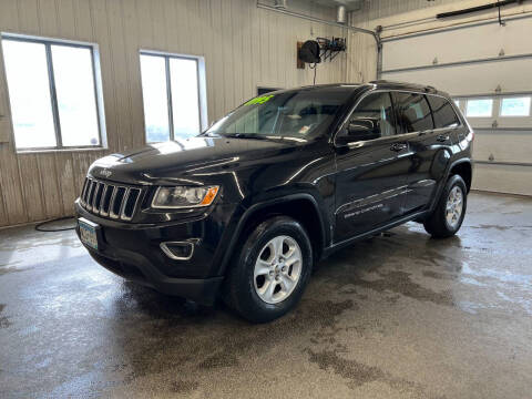 2015 Jeep Grand Cherokee for sale at Sand's Auto Sales in Cambridge MN