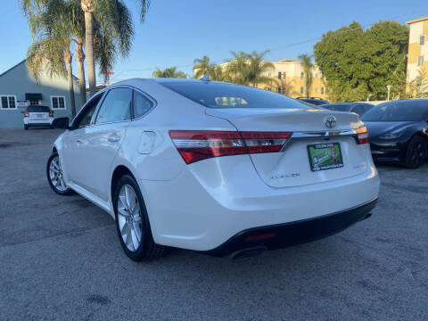 2015 Toyota Avalon Limited