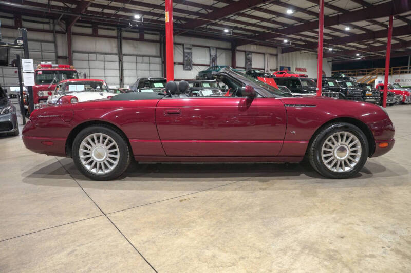 2004 Ford Thunderbird Deluxe