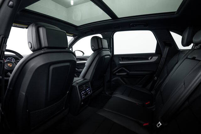 2025 Porsche Cayenne