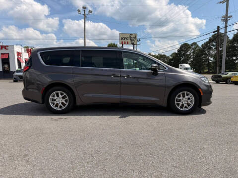 2023 Chrysler Pacifica Touring L