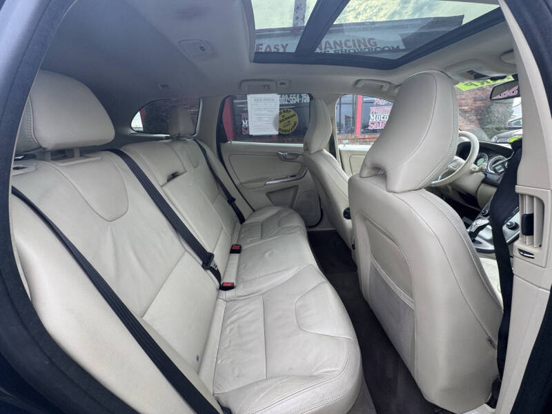 2013 Volvo XC60 3.2 Premier Plus