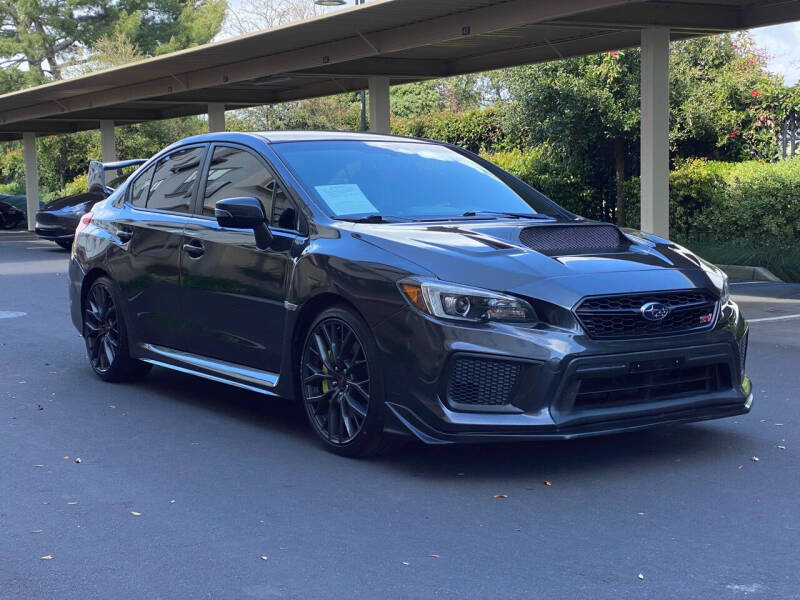 2018 Subaru WRX STI Base photo 4