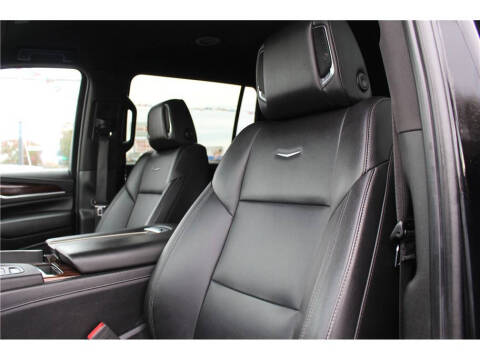 2023 Cadillac Escalade ESV Luxury