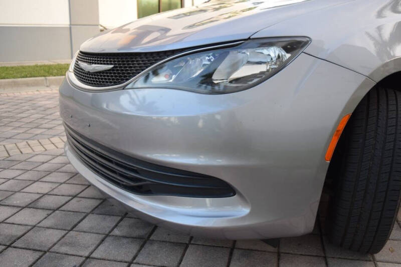 2017 Chrysler Pacifica Touring