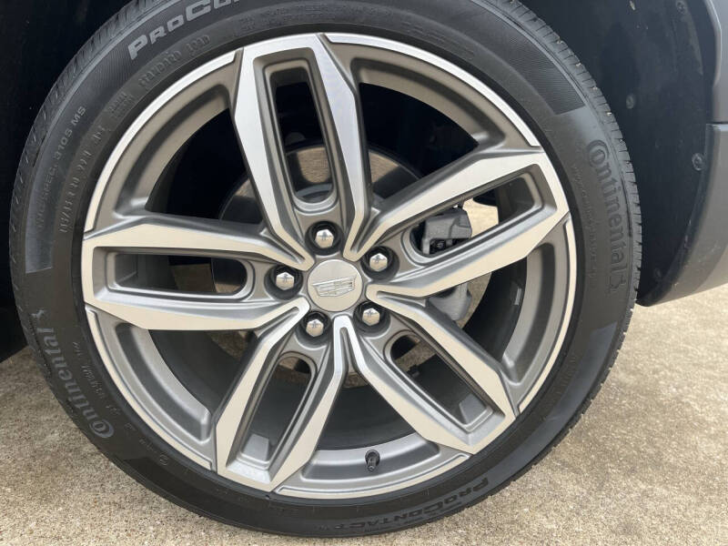 2023 Cadillac XT4 Sport