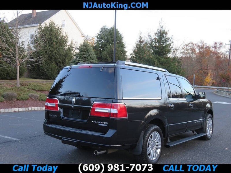2012 Lincoln Navigator L