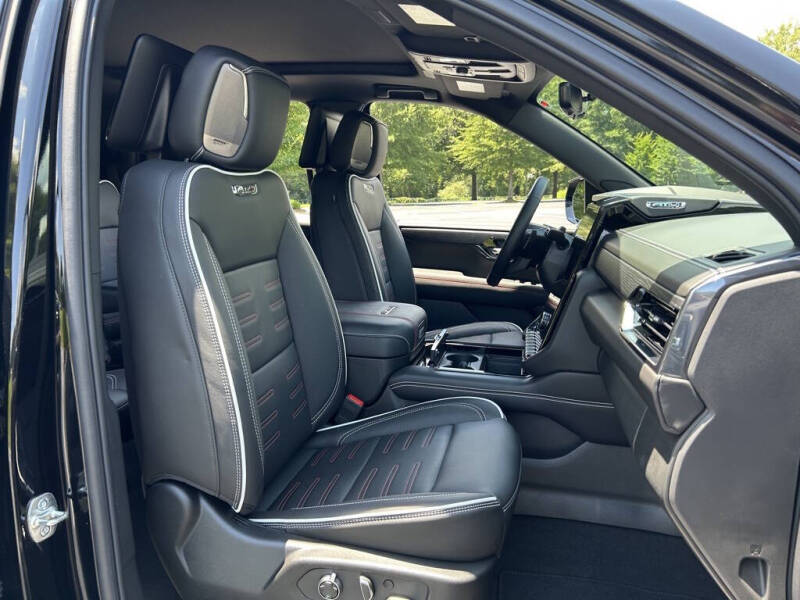 2025 GMC Yukon AT4 Ultimate