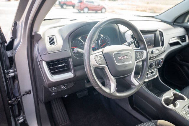 2023 GMC Terrain SLE
