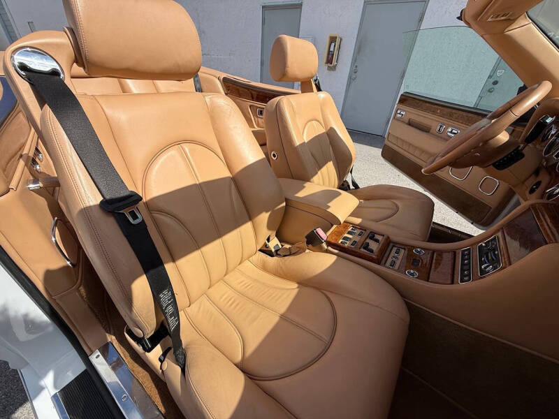 2000 Rolls-Royce Corniche