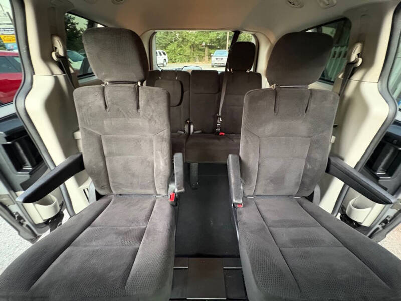 2016 Dodge Grand Caravan American Value Package