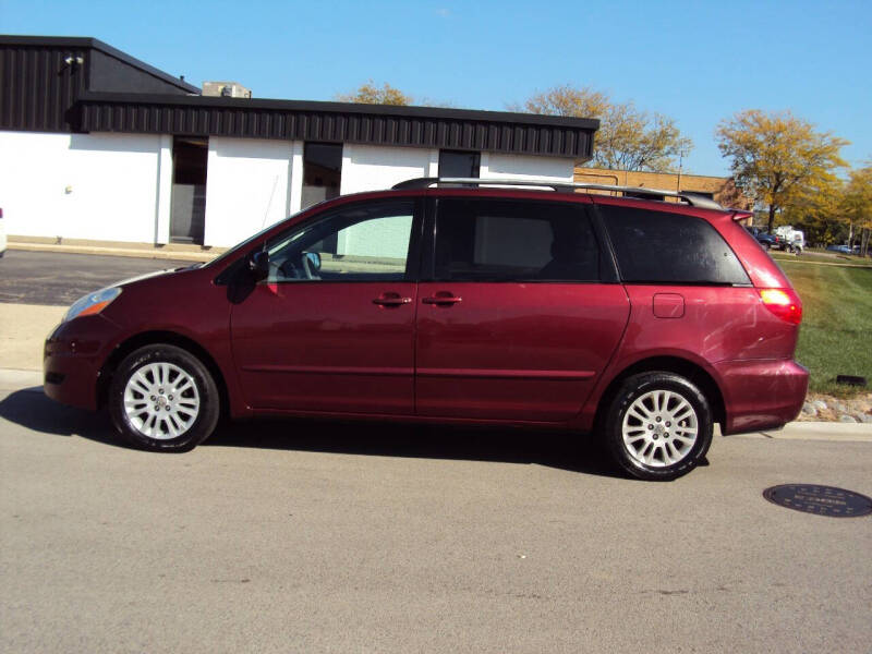 2008 Toyota Sienna LE photo 17