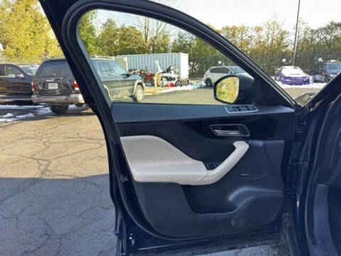 2020 Jaguar F-PACE 25t Premium