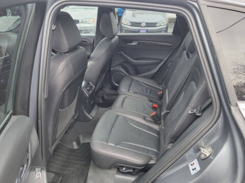 2016 Audi Q5 2.0T quattro Premium Plus