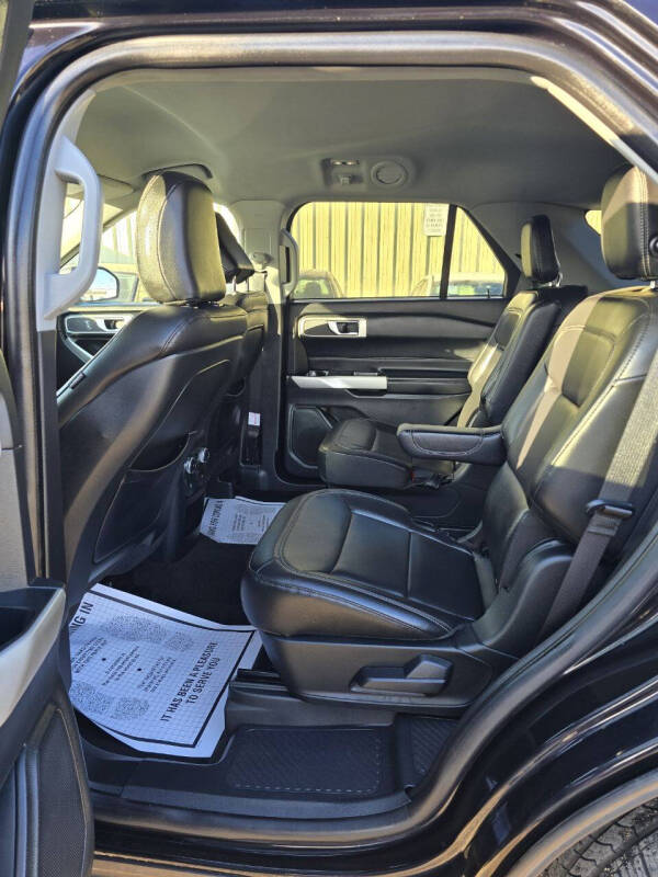 2020 Ford Explorer XLT - Photo 14