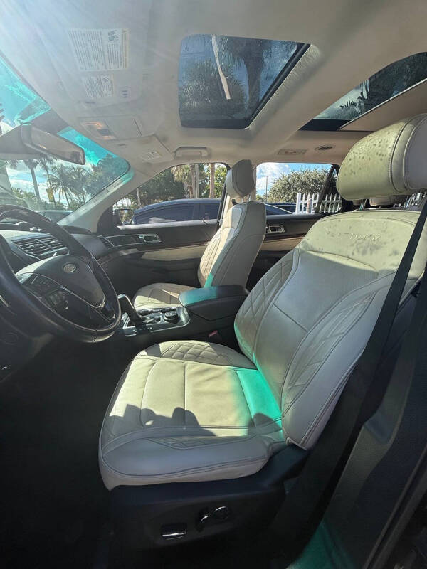 2016 Ford Explorer Platinum