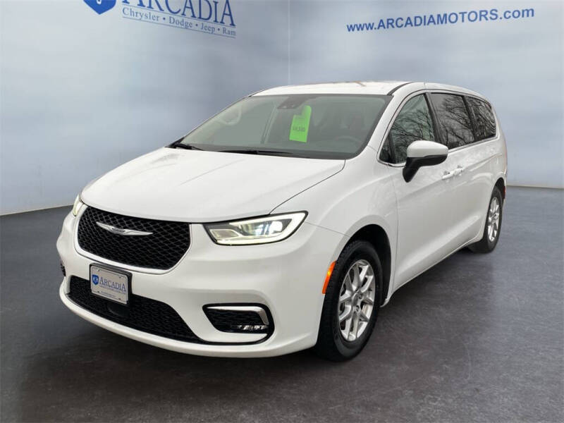 2023 Chrysler Pacifica Touring L