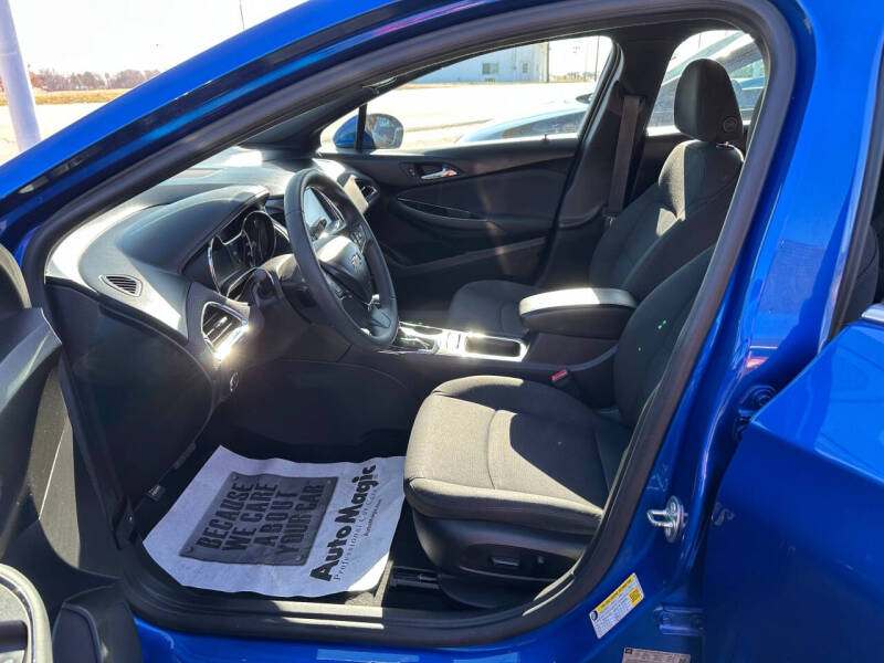 2017 Chevrolet Cruze LT Auto