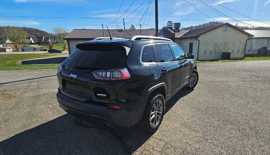 2019 Jeep Cherokee for sale at Art's Used Cars in Winfield, WV