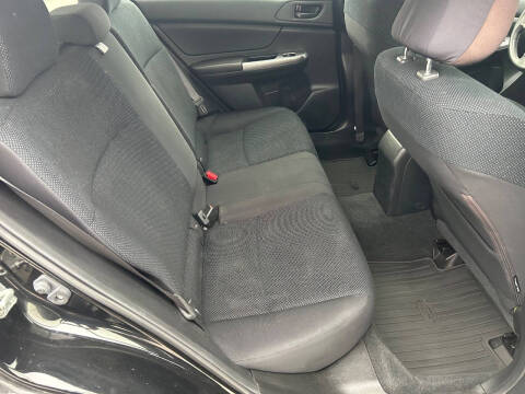 2016 Subaru Impreza 2.0i