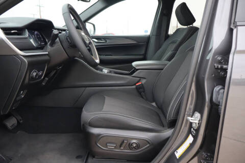 2024 Jeep Grand Cherokee L Laredo X