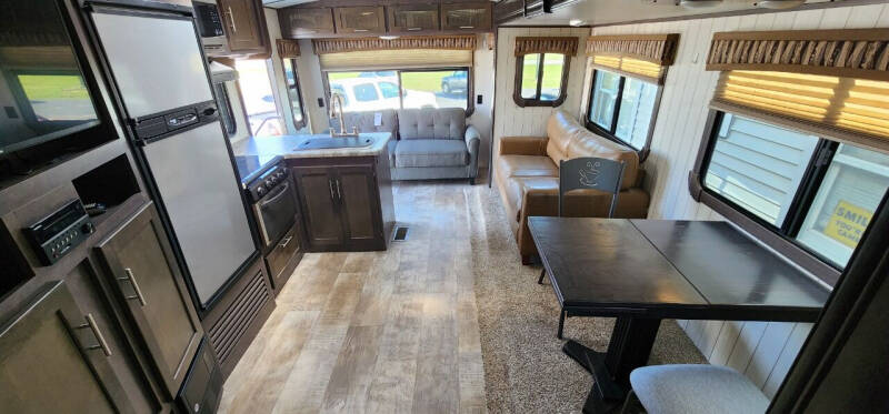 2018 Keystone RV SunSet Trail Super Lite