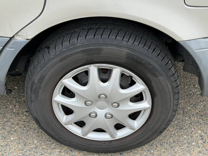 2001 Toyota Sienna LE