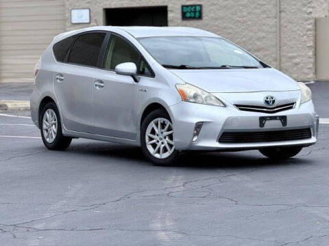 2012 Toyota Prius v Five
