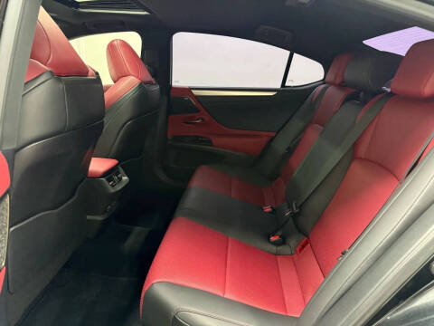 2023 Lexus ES 350 F SPORT Handling