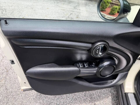 2015 MINI Hardtop 4 Door Cooper