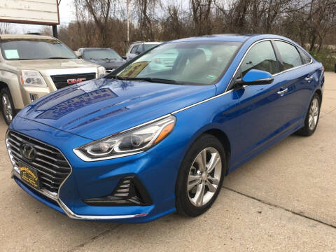 2018 Hyundai Sonata for sale at Town and Country Auto Sales in Jefferson City MO