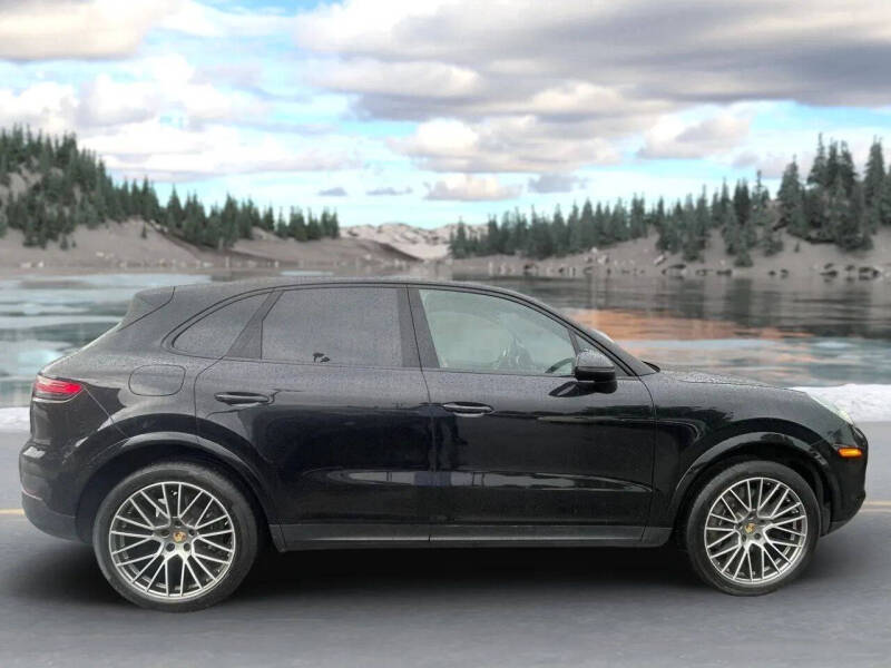 2023 Porsche Cayenne