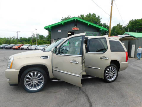 2011 Cadillac Escalade Luxury