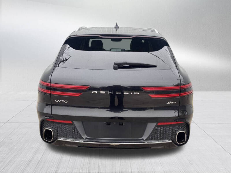 2023 Genesis GV70 2.5T Standard