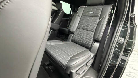 2023 Cadillac Escalade-V