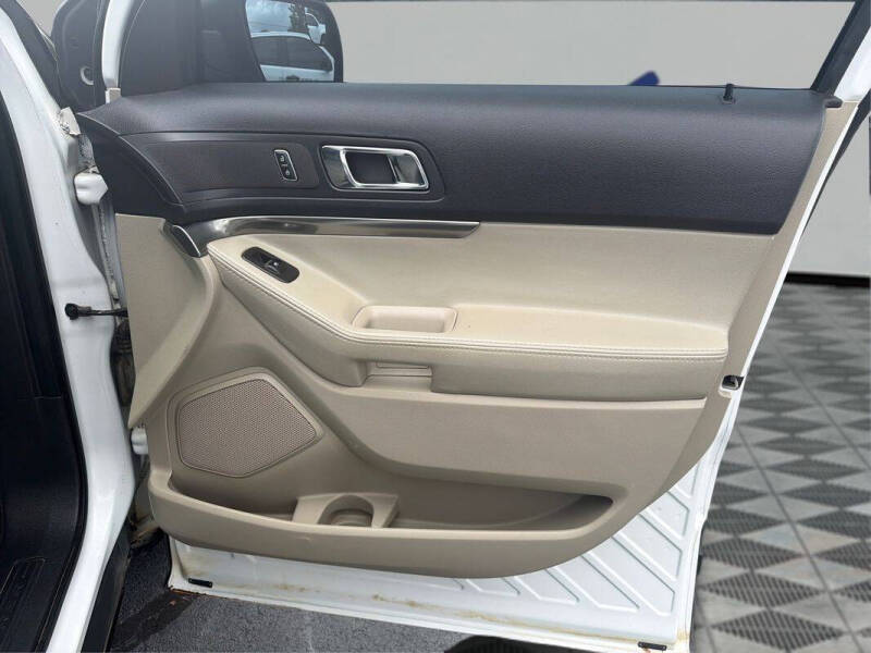 2014 Ford Explorer
