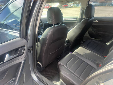 2015 Volkswagen Golf TSI SEL