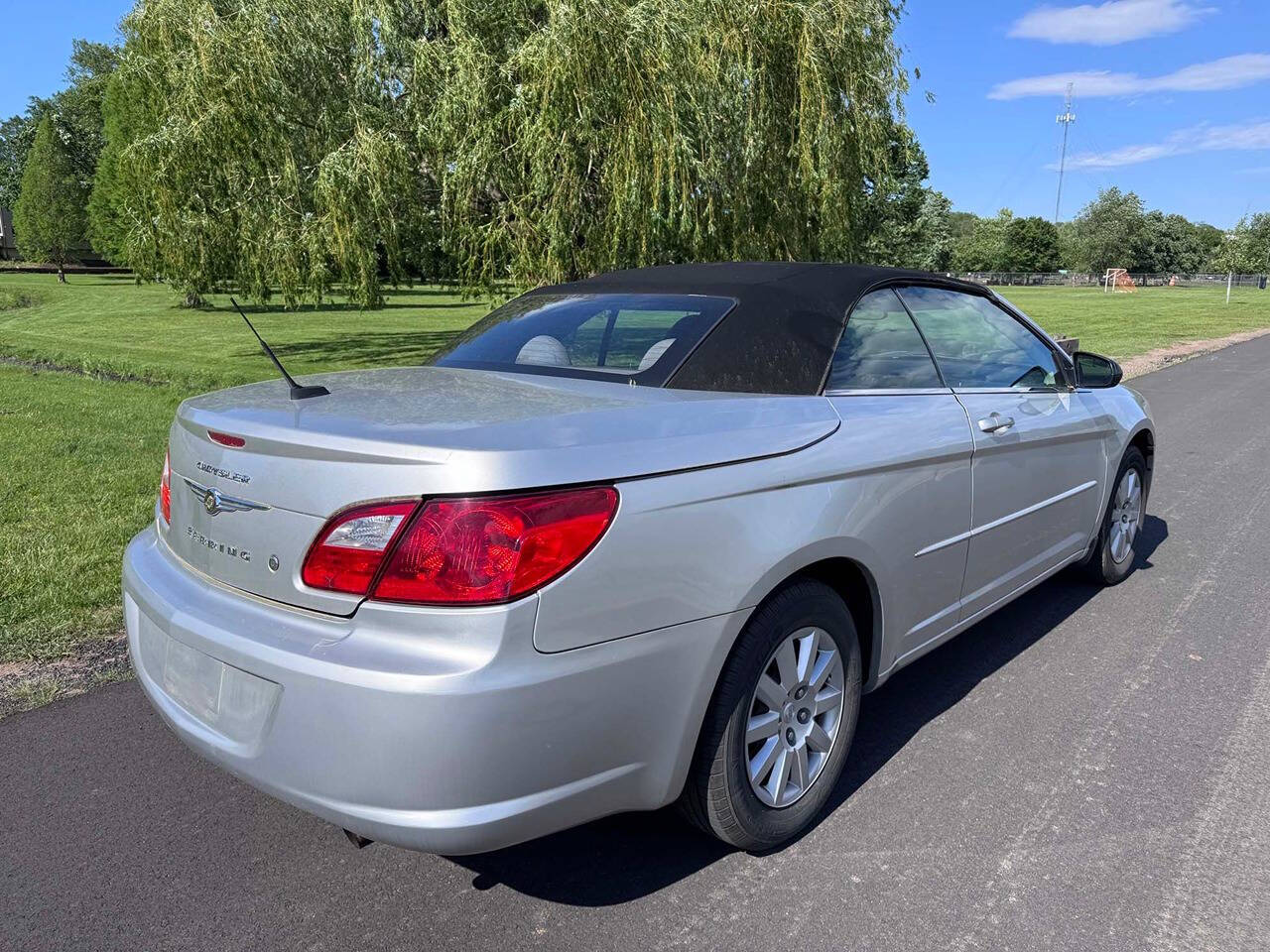 2009 Chrysler Sebring 22