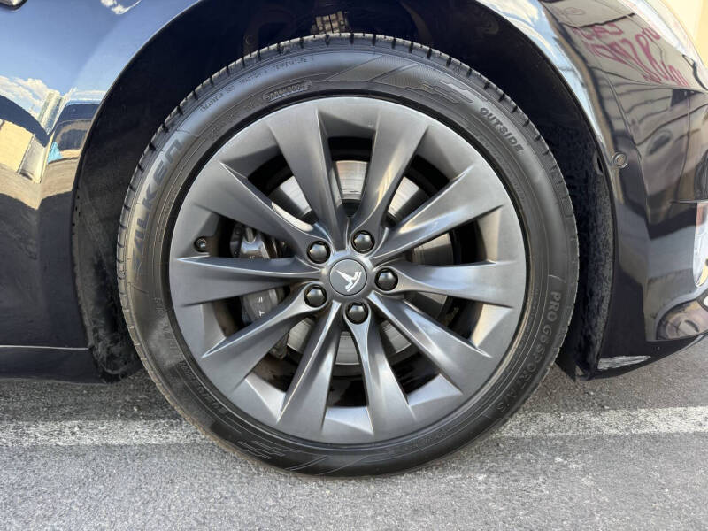 2018 Tesla Model S 75D